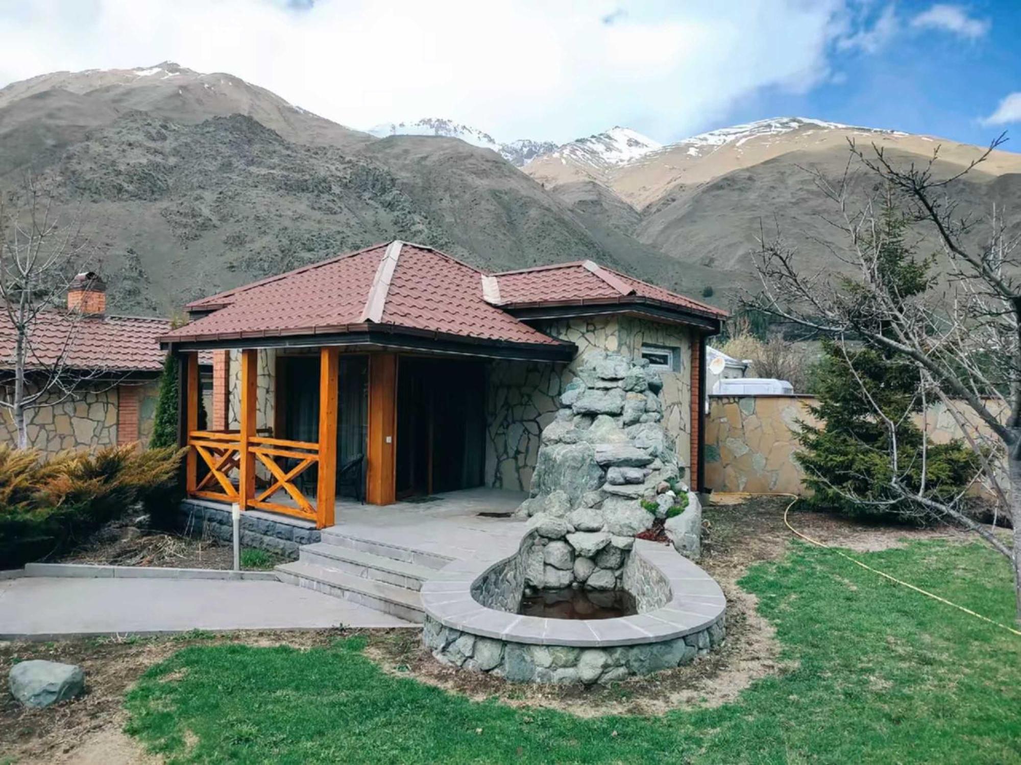 Vardisubani Villa Stepantsminda Exterior photo